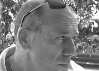 Καταγγελία Βασίλη Κοκοτσάκη: «Καταδίωξαν την κόρη μου με το αυτοκίνητο!»