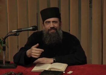 Ἄς ποῦμε ὅτι ἔρχονται οἱ Παγκοσμιοποιητές καί λένε: – Ἄν δέν πάρεις τό τσιπάκι, ψωμί δέν ἔχει, λεφτά δέν ἔχει, βενζίνη δέν ἔχει..