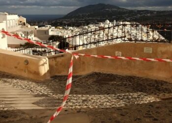 Παπαζάχος στο Newsbombgr: «Δεν μπορεί να αποκλειστεί η γέννηση μεγάλου σεισμού»