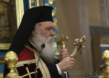 Η σιωπή της Εκκλησίας για το έγκλημα των Τεμπών