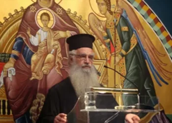 Γύρισε πίσω· ἐπέστρεψε ὁ ἄσωτος υἱός.