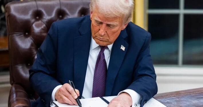 Το πρώτο χτύπημα Τραμπ σε ελληνικό έδαφος θα είναι σκληρό