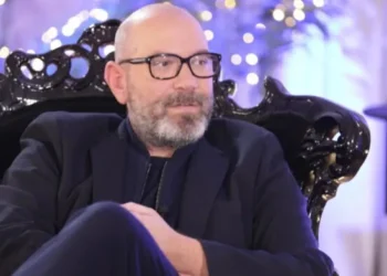 Ο γνωστός ψυχολόγος Γιώργος Λάγιος ζητάει να φύγει η… προσευχή από τα σχολεία
