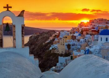 Μήπως Ξυπνάει ένα Νέο Υποθαλάσσιο Ηφαίστειο στο Αιγαίο;