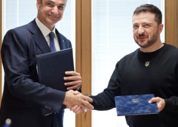 Τόσο κράτησε η… αφωνία του Έλληνα πρωθυπουργού… «Θα συνεχίσουμε να στηρίζουμε την Ουκρανία»