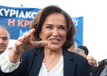 Φοβούνται για τις καρέκλες τους κι ανοίγουν τα στόματα τους…