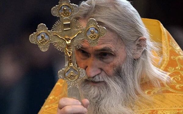 Έγινε γνωστή η τελευταία προφητεία του νεκρού γέροντα Ηλία Νοζτρίν.