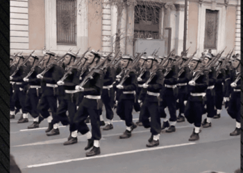 Συνθήματα της ΣΜΥΝ: Όποιος τιμωρήσει αυτά τα παιδιά, ας μετακομίσει μια ώρα αρχύτερα στην Τουρκία να υπηρετεί τον «εφέντη» του