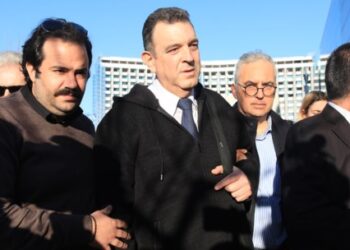 ΟΠΩΣ ΤΑ ΧΕΡΙΑ ΤΟΥ ΑΓΙΟΥ ΝΙΚΟΛΑΟΥ… π.Διονύσιος Ταμπάκης