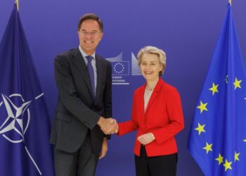 Οι ελίτ ηγέτες της Ευρώπης υπερτονίζουν την απειλή της Ρωσίας και τον πόλεμο για την πολιτική τους επιβίωση