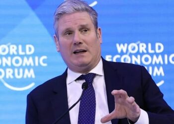 Η Βρετανική Κυβέρνηση θα Απαγορεύσει την Κατανάλωση Κρέατος και Γαλακτοκομικών για Συμμόρφωση με το «Net Zero»