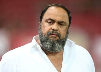 Β.Μαρινάκης: «Ο Κ.Μητσοτάκης προσπαθεί να με εκβιάσει γιατί βλέπει ότι χάνει την εξουσία»