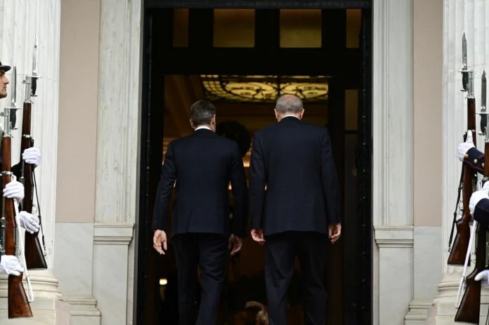 Συνάντηση του Πρωθυπουργού Κυριάκου Μητσοτάκη με τον Πρόεδρο της Δημοκρατίας της Τουρκίας Recep Tayyip Erdogan, Πέμπτη 7 Δεκεμβρίου 2023. (ΜΙΧΑΛΗΣ ΚΑΡΑΓΙΑΝΝΗΣ/EUROKINISSI)