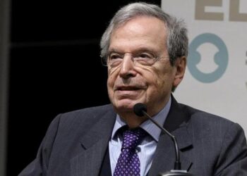 Ο καθηγητής Ροζάκης προκαλεί με δηλώσεις του για τουρκικά συμφέροντα στο Αιγαίο – Το φιλοτουρκικό κόμμα εσωτερικού είναι το πρόβλημα στην χώρα