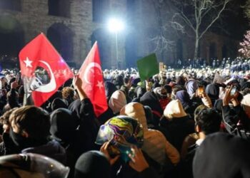 Ο Τραμπ διαλύει την Τουρκία χωρίς να ρίξει ούτε σφαίρα οδηγώντας την στην απόλυτη χρεοκοπία και φτώχεια