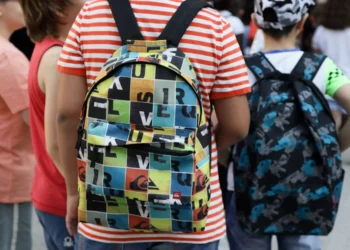 Τι κάνω με το παιδί μου που έχει κλείσει τα δώδεκα και ΔΕ ΘΕΛΩ να βγάλει ταυτότητα; Ανανεωμένο