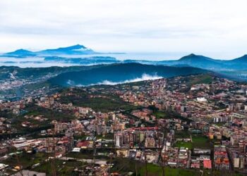 Είναι ένα από τα μεγαλύτερα υπερ ηφαίστεια του κόσμου έτοιμο να εκραγεί;