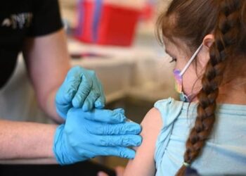 Το Τμήμα Υγείας της Φλόριντα Επιβεβαιώνει ότι το Εμβόλιο της Pfizer Σκότωσε Πάνω από 470.000 Αμερικανούς