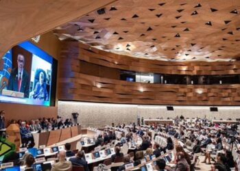 Η ΕΛΛΑΔΑ ΥΠΟΤΑΣΣΕΤΑΙ ΚΑΙ ΠΑΛΙ ΣΤΙΣ ΔΙΕΘΝΕΙΣ ΑΤΖΕΝΤΕΣ – ΨΗΦΙΣΕ ΝΑΙ ΣΤΗ ΝΕΑ ΣΥΝΘΗΚΗ ΠΑΝΔΗΜΙΑΣ
