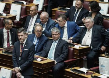 ΚΑΘΗΓΗΤΗΣ ΤΣΟΚΑΣ : ΠΡΟΣ ΤΟΝ ΠΡΟΕΔΡΟ ΚΑΙ ΤΟ ΒΟΥΛΕΥΤΗΡΙΟ ΤΗΣ ΝΙΚΗΣ!.