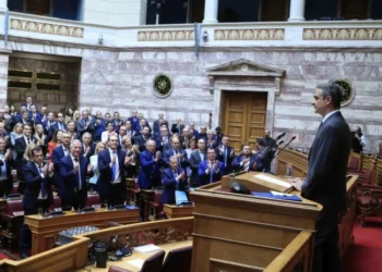 Νέα ξεφτίλα χωρίς σύνορα: Το σκάνδαλο με την «Blue Skies» συγκλονίζει τη ΝΔ, γράφει το Politico