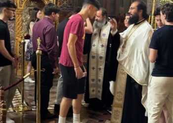 Παράκληση υπέρ των μαθητών για τις Σχολικές και Πανελλήνιες Εξετάσεις στην Κατερίνη