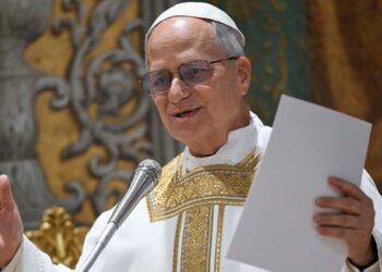 Κυανούς Ουρανός : Πριν αναλάβει πέταξε την ‘πατάτα’ του