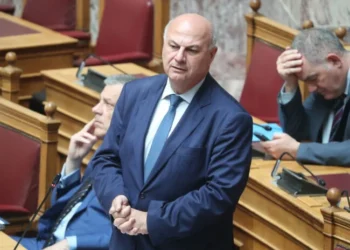 Προκαλεί το πανελλήνιο ο Τσιάρας: Οι Έλληνες θα πληρώσουν το πρόστιμο! Αθωώνει και τους υπουργούς!