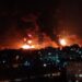 Η Χάιφα καίγεται κάτω από έναν καθαρό ουρανό μετά από μια πυραυλική επίθεση