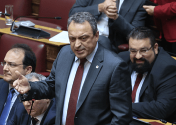 Για πρώτη φορά «κολοβό κοινοβούλιο»: Με 297 βουλευτές μετά τον «αποκεφαλισμό» Β.Στίγκα, Π.Δημητριάδη και Α.Ζερβέα