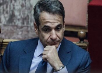 ΑΠΟΣΤΟΛΟΥ : ΤΟ “ΚΑΘΕΣΤΩΣ” ΜΗΤΣΟΤΑΚΗ ΨΥΧΟΡΡΑΓΕΙ