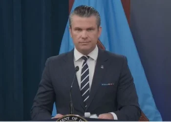 Ο Υπουργός Άμυνας των ΗΠΑ που μ εντολή του βομβαρδίστηκαν τα πυρηνικά του Ιράν έχει εκφραστεί υπέρ της ανέγερσης του Γ Ναού. ΕΙΝΑΙ ΤΟ ΣΤΡΑΤΟΠΕΔΟ ΤΟΥ ΑΝΤΙΧΡΙΣΤΟΥ, ΤΟΥ 666.