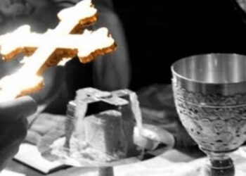 … άλλοι είχαν το πρόσωπο μαύρο, σαν να ήταν αλειμμένο με καπνιά, και άλλοι κατακόκκινο σαν φωτιά, και τα μάτια ματωμένα.