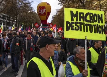 Γαλλία: Το κίνημα “Bloquons Tout!” θέλει να παραλύσει τη χώρα από τις 10 Σεπτεμβρίου