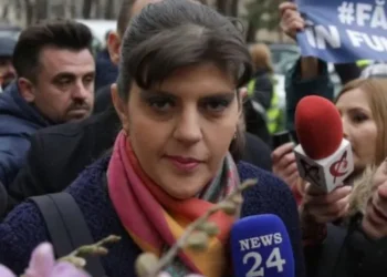 Στο μικροσκόπιο το Ταμείο Ανάκαμψης, 10 εταιρείες που έπαιρναν όλα τα ευρωπαϊκά κονδύλια χωρίς διαγωνισμό!