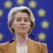 Στην γκιλοτίνα η Von der Leyen – Πρόταση μομφής για τα εμβόλια της Covid – Medvedev: Απάτη μεγατόνων από την τοξική γριά