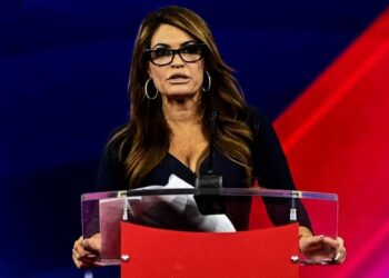 Στην κόλαση της Ουκρανίας μας βάζει η Guilfoyle: «Η Ελλάδα θα γίνει ανάχωμα σε Κίνα, Ρωσία» – Αποκαλύψεις για F-35 και Κύπρο
