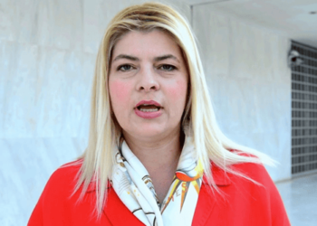 Ειρήνη Μαρούπα: Το άρθρο 86 του Συντάγματος δεν δεσμεύει την Ευρωπαϊκή Εισαγγελία – Μπορεί να διώξει την κυβέρνηση για κακουργήματα αυτεπαγγέλτως χωρίς την άδεια της Βουλής