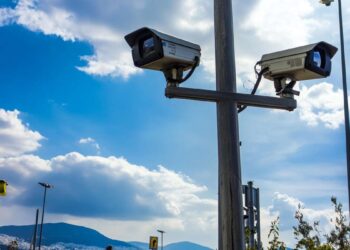 Θα κάνουν και αναγνώριση προσώπου oι 2.000 κάμερες που θα τοποθετηθούν στους ελληνικούς δρόμους!