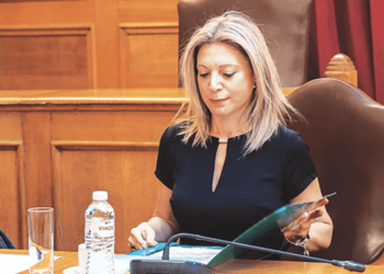 Μαρία Καρυστιανού: «Τη Δευτέρα καταθέτουμε 1,3 εκατ. υπογραφές στη Βουλή για αναθεώρηση του Συντάγματος»