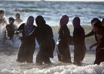 Παρασκευή Σιδέρη : Η λύση όλων των προβλημάτων είναι στην κυριολεξία στα χέρια μας…
