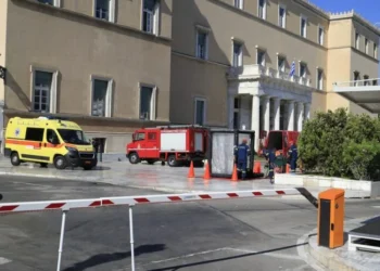 Οργή Δεναξά για την «δηλητηριασμένη επιστολή»