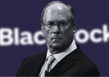 Ο Λάρι Φινκ επικεφαλής της BlackRock αναλαμβάνει τον θρόνο του Παγκόσμιου Οικονομικού Φόρουμ – Τι σημαίνει αυτό και γιατί πρέπει να μας ανησυχήσει.