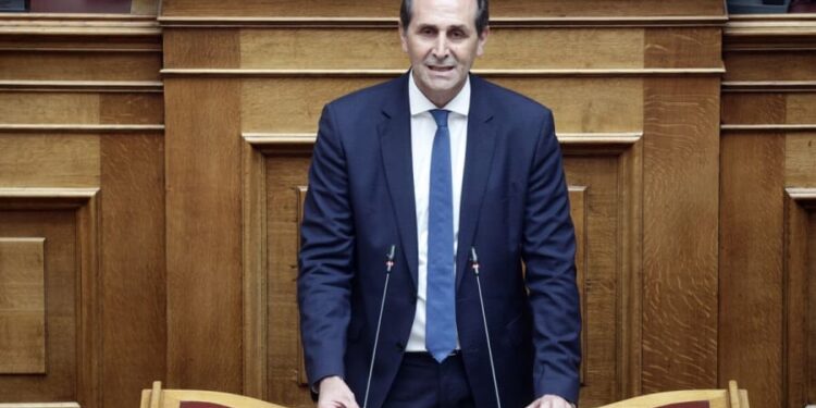 Νέα Δημοκρατία – Πέθανε μετά από έμφραγμα ο Απόστολος Βεσυρόπουλος σε ηλικία 59 ετών