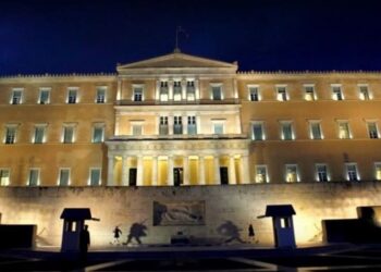 Σκηνικό «κόλασης» για την κυβέρνηση πριν τη ΔΕΘ – Σκάει η …ατομική βόμβα για 30 γαλάζιους βουλευτές και όχι μόνο