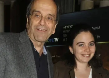 ΠΑΓΚΟΣΜΙΑ ΕΙΔΗΣΗ: Η Κόρη του πρώην Πρωθυπουργού της Ελλάδας Πέθανε Ξαφνικά από Καρδιακή Ανακοπή σε ηλικία 34 ετών