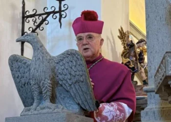 Αρχιεπίσκοπος ΒΙΓΚΑΝΟ: «Η Καθολική Ιεραρχία Μετατράπηκε σε Λόμπι Διεστραμμένων»