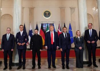 Γερμανός συνταγματάρχης ξεφτίλισε τους Ευρωπαίους ηγέτες! “Είναι στρατιωτικοί νάνοι”- Μπλόφα και προσευχή” η συνταγή τους