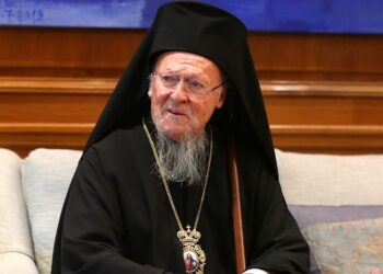 Σάλος με την ιαχή Βαρθολομαίου: Ναζιστικό «Σλάβα Ουκραΐνα» από τον Οικουμενικό Πατριάρχη
