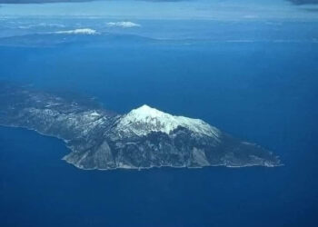 Ασκητής Αγίου Όρους: «Δεν υπάρχει ΘΑΝΑΤΟΣ, να το πείτε αυτό στις μανάδες σας στις αδερφές σας και στις γυναίκες σας…»